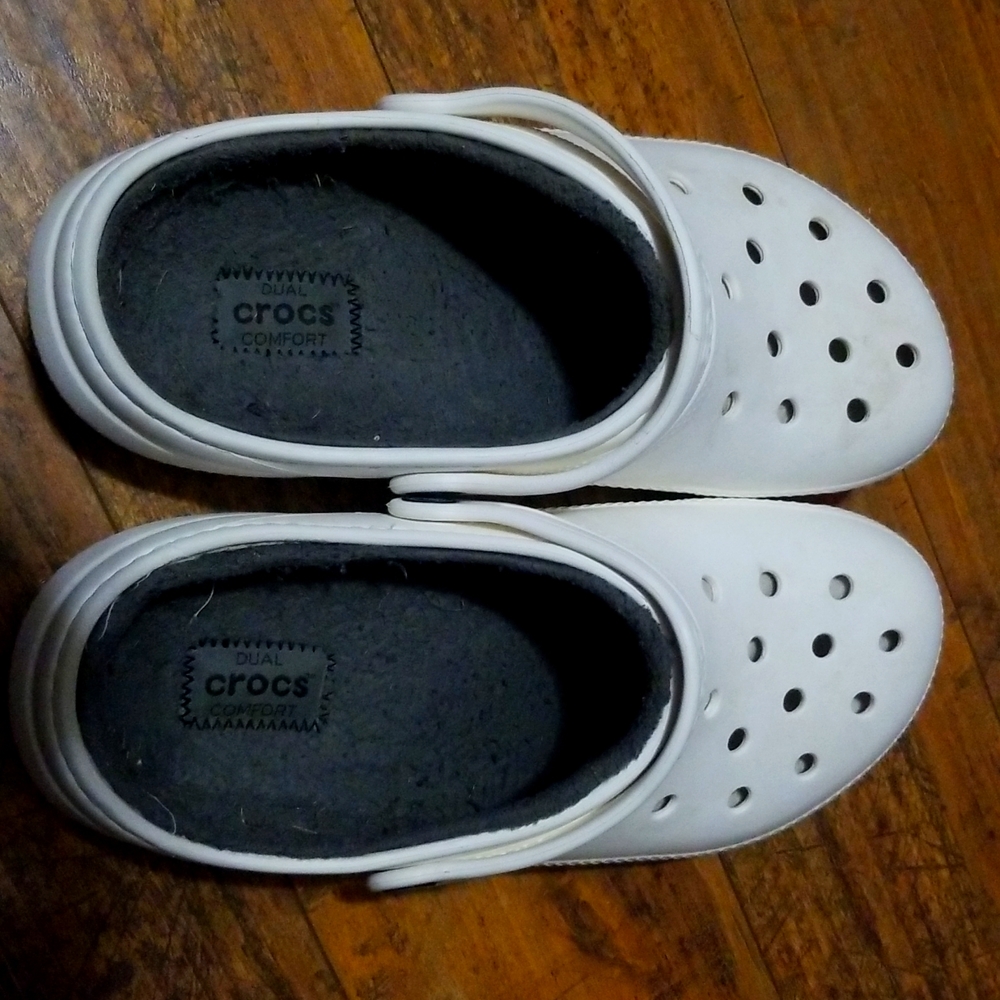 White crocs with fur